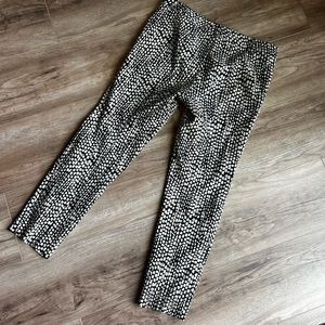 St. John Jennifer pant black/cream dot pattern excellent preowned condition